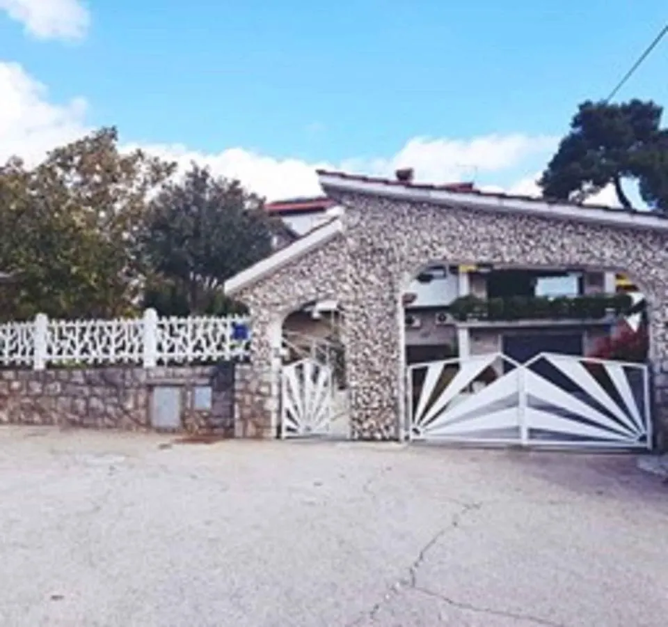 Apartment Malinska 44
