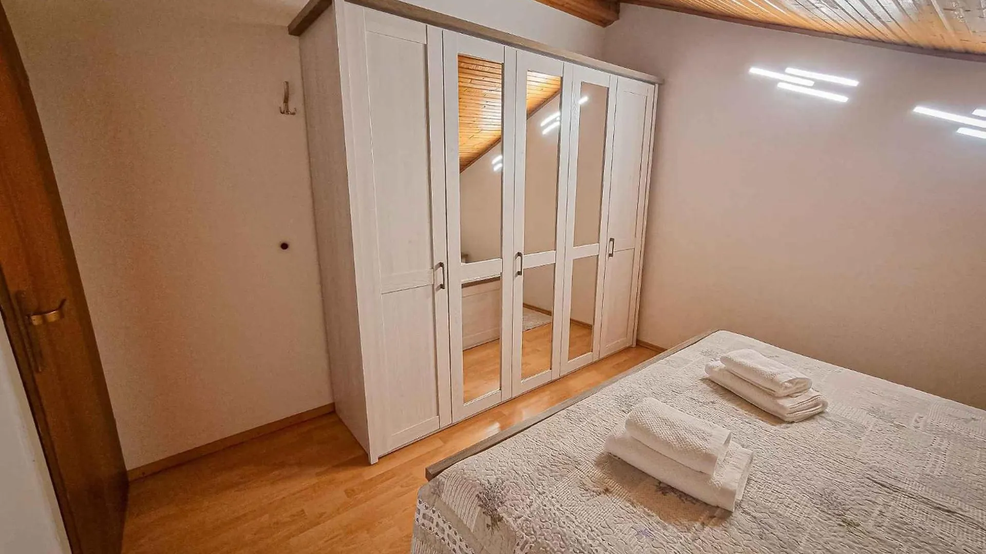 Apartment Malinska 44